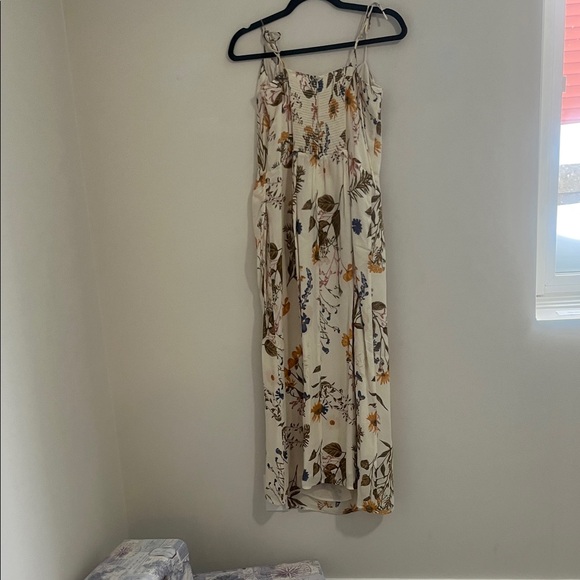 Reformation Kourtney in Frolic Floral Tie Strap Size 12 - Picture 11 of 15